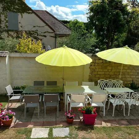 Homestay Spacious For Rent In