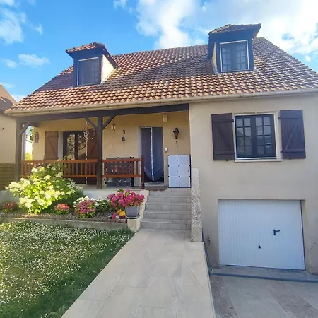 Spacious 1 Bedroom Flat In בית אירוח Le Pecq